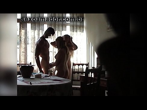 ❤️ جنسي ملګري د هغه سره یو لوی سړی او یو درېیم بلنه ورکوي ☑  په ps.gaypornforyou.ru